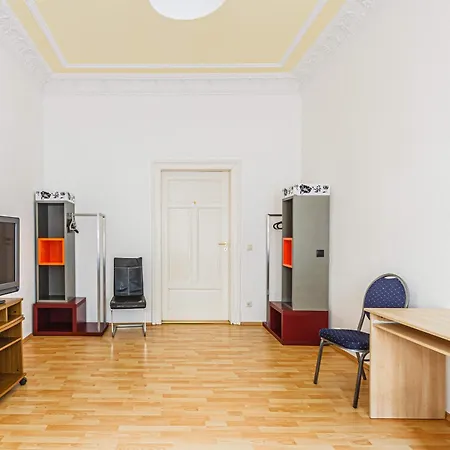 Séjour chez l'habitant Ein Zimmer In Einer 5-Zimmer-Wohnung In Leipzig Mit Gemeinschaftskueche Und -Bad *
